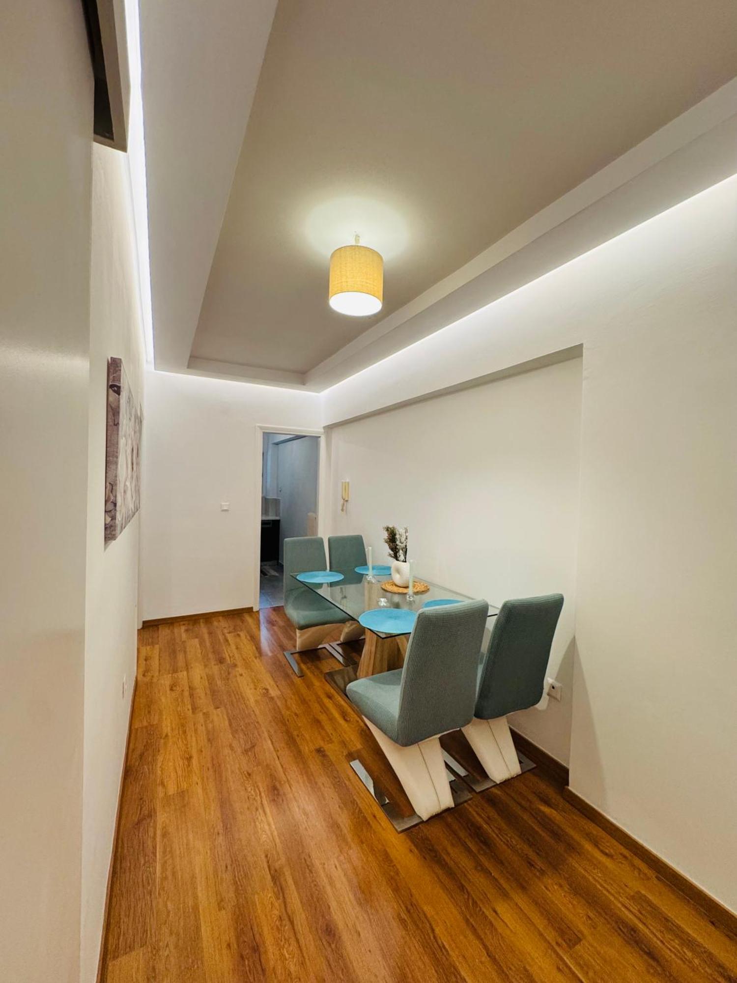 Charming House By The Апартаменты *